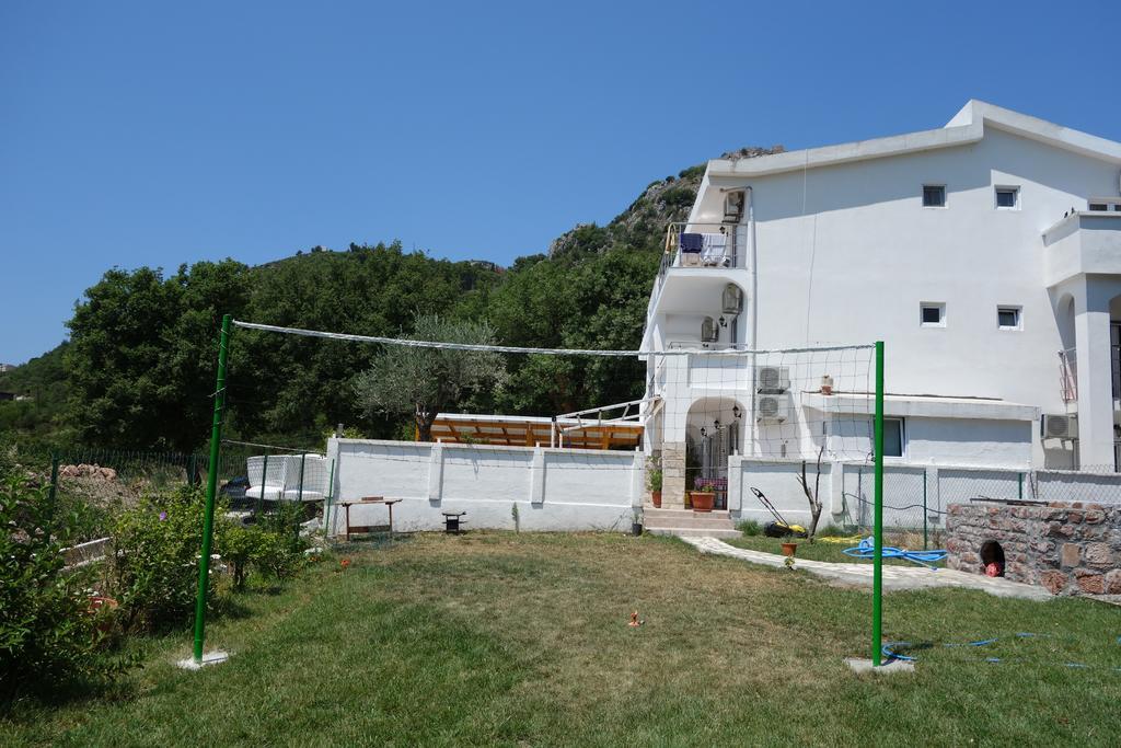 Hotel Bonaca à Sutomore Extérieur photo
